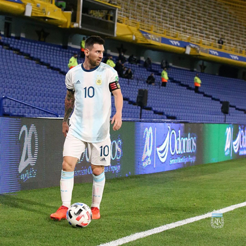 هداف الدوري الإيطاليمن يتصدر سباق التهديف هذا الموسم؟